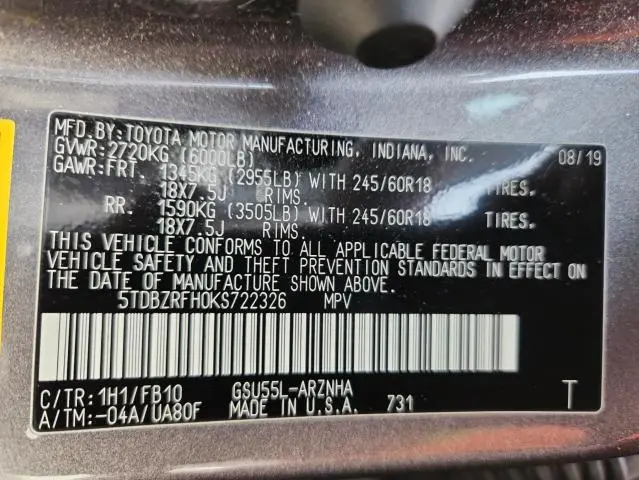 2019 TOYOTA HIGHLANDER LE  