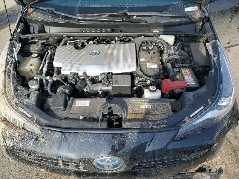 2020 TOYOTA PRIUS XLE  