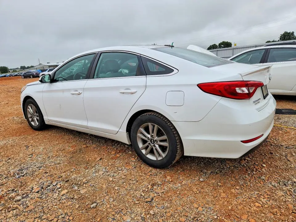 2016 HYUNDAI SONATA SE  