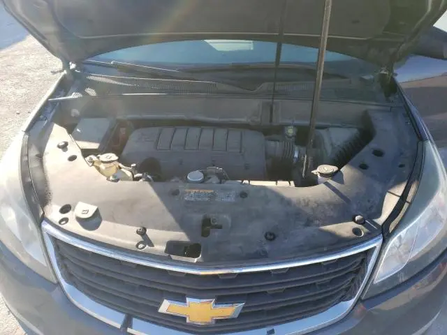 2014 CHEVROLET TRAVERSE LS  
