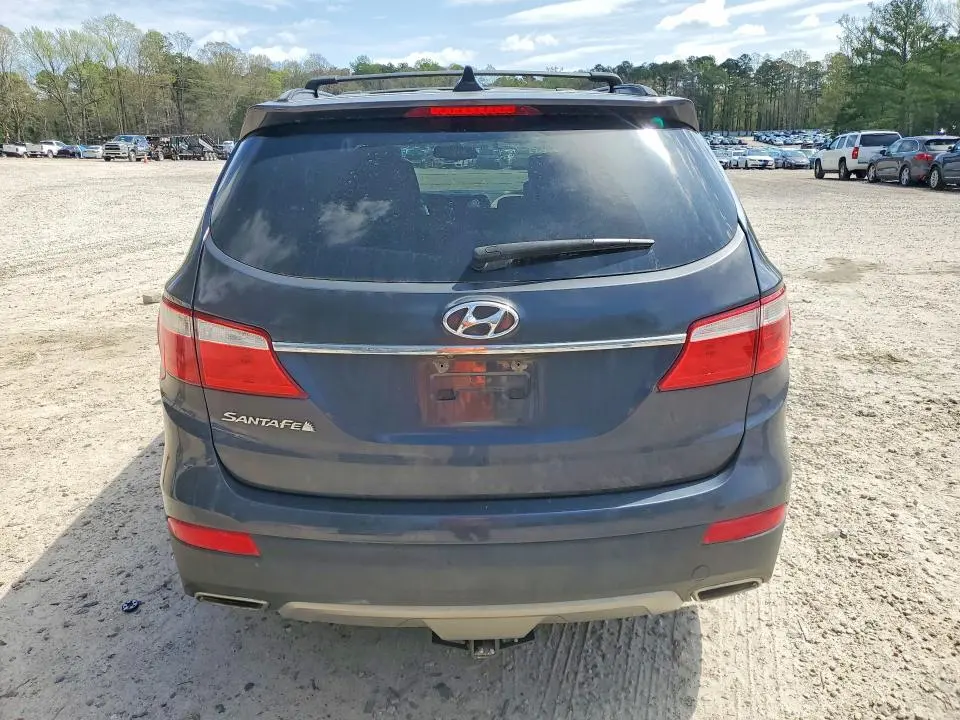 2016 HYUNDAI SANTA FE SE  