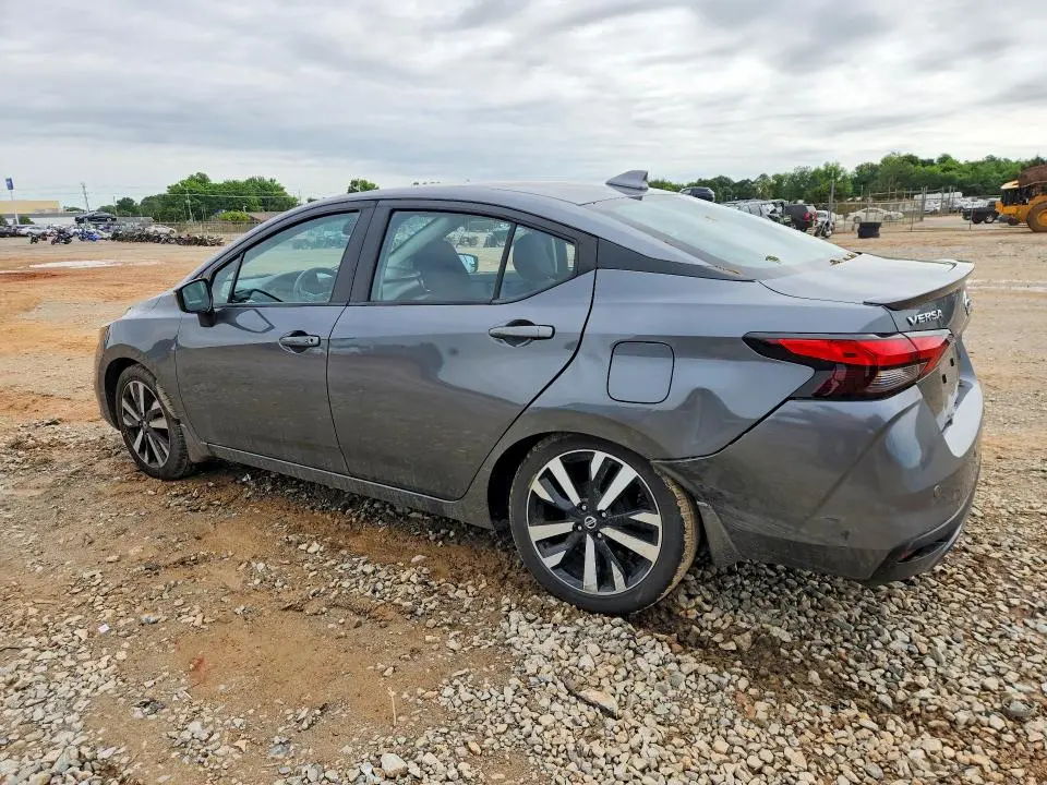 2021 NISSAN VERSA SR  