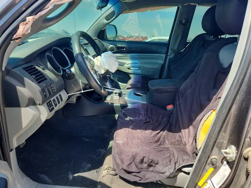 2015 TOYOTA TACOMA   