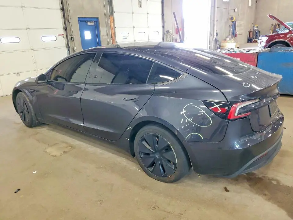 2024 TESLA MODEL 3   