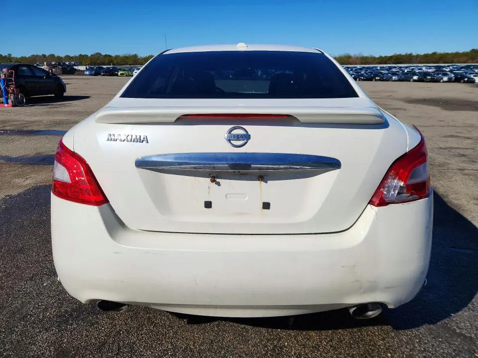 2010 NISSAN MAXIMA 3.5 S  