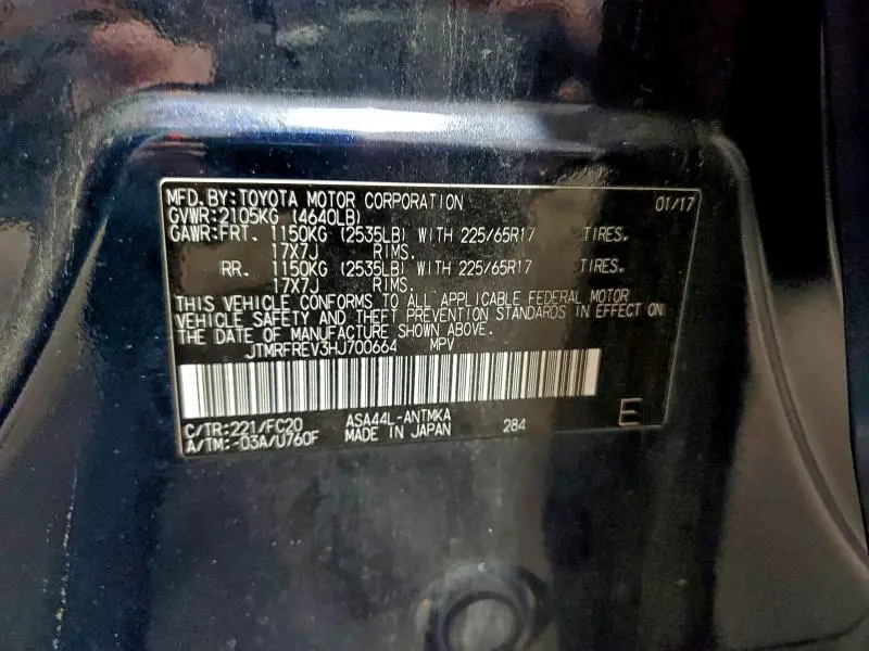 2017 TOYOTA RAV4 XLE  