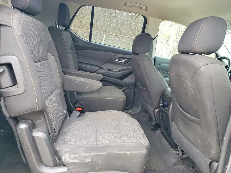 2018 CHEVROLET TRAVERSE LT  