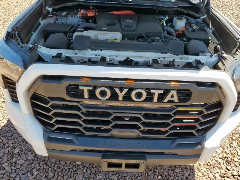 2023 TOYOTA TUNDRA CREWMAX LIMITED  