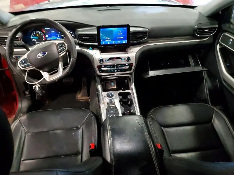 2021 FORD EXPLORER XLT  