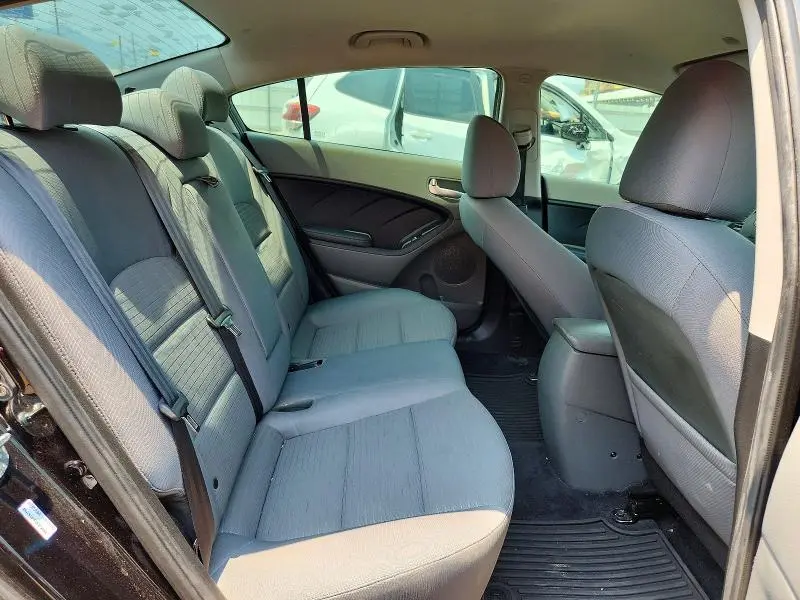 2018 KIA FORTE LX  