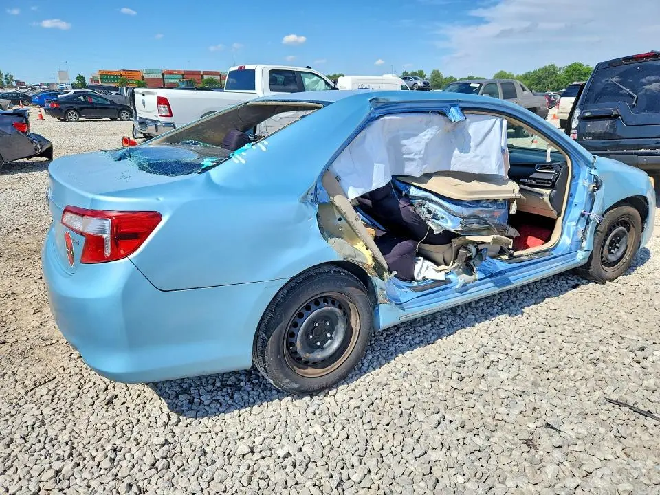 2012 TOYOTA CAMRY LE  