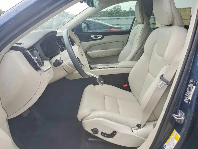 2020 VOLVO XC60 T5 INSCRIPTION  
