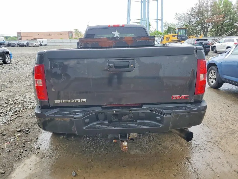 2011 GMC SIERRA K3500 DENALI  