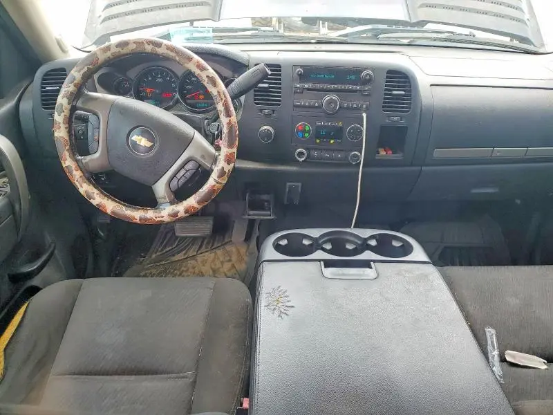 2011 CHEVROLET SILVERADO K2500 HEAVY DUTY LT  