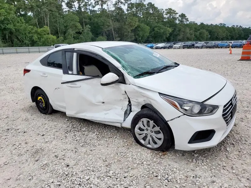 2022 HYUNDAI ACCENT SE  