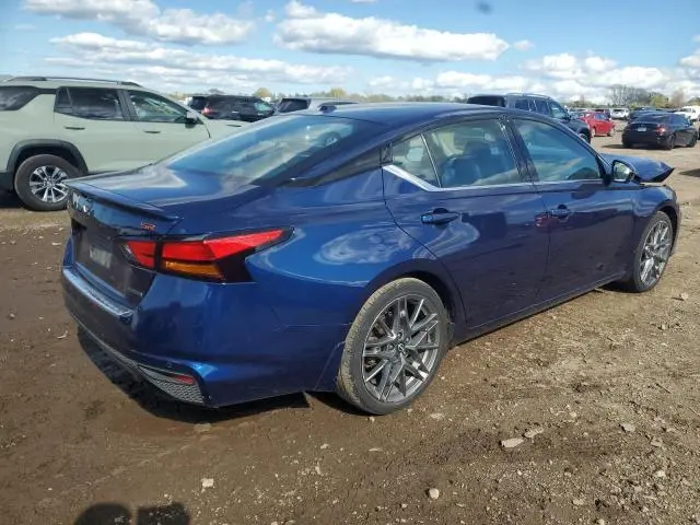 2023 NISSAN ALTIMA SR