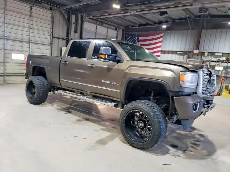 2015 GMC SIERRA K2500 DENALI  