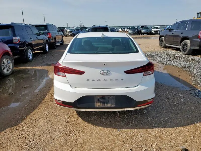 2020 HYUNDAI ELANTRA SEL  
