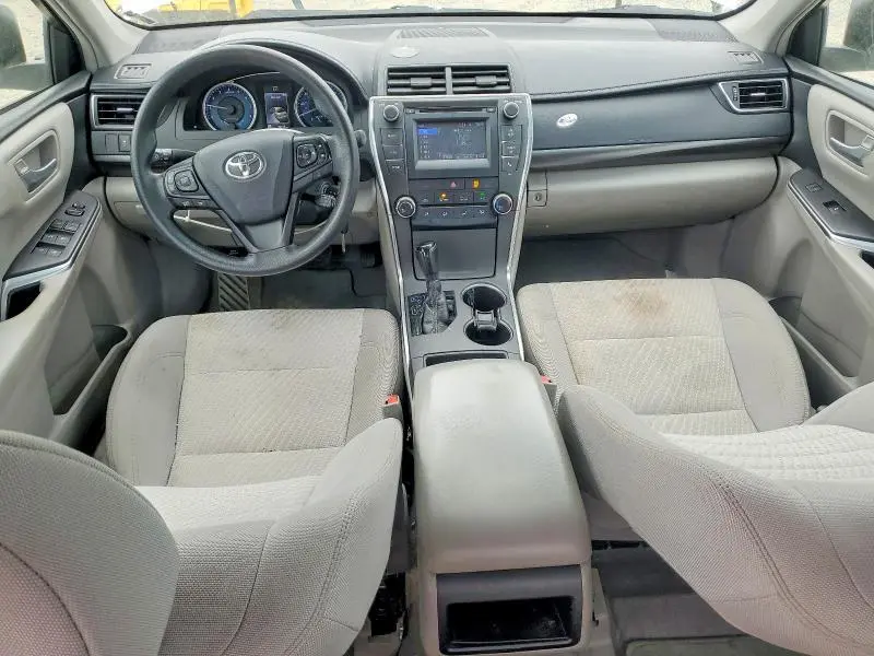 2017 TOYOTA CAMRY LE  