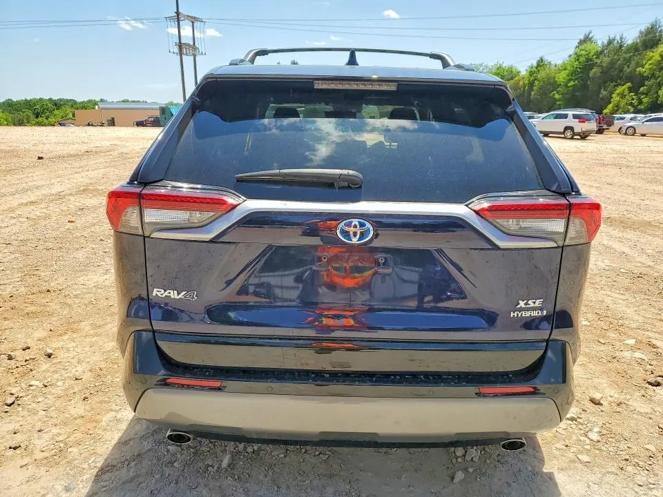 2021 TOYOTA RAV4 XSE  