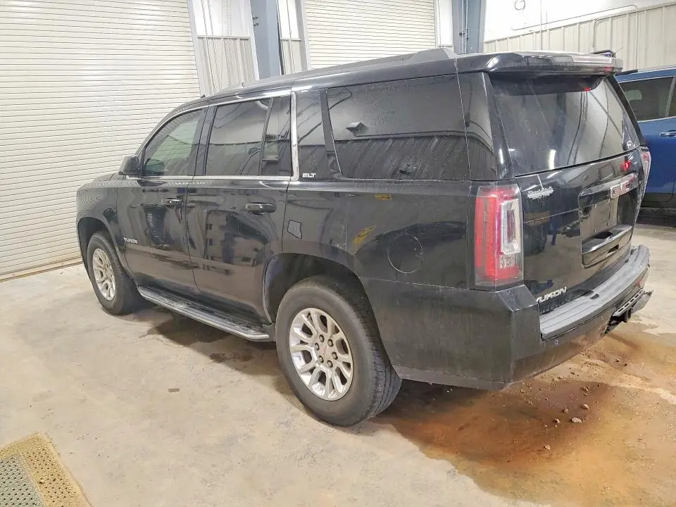 2017 GMC YUKON SLT  