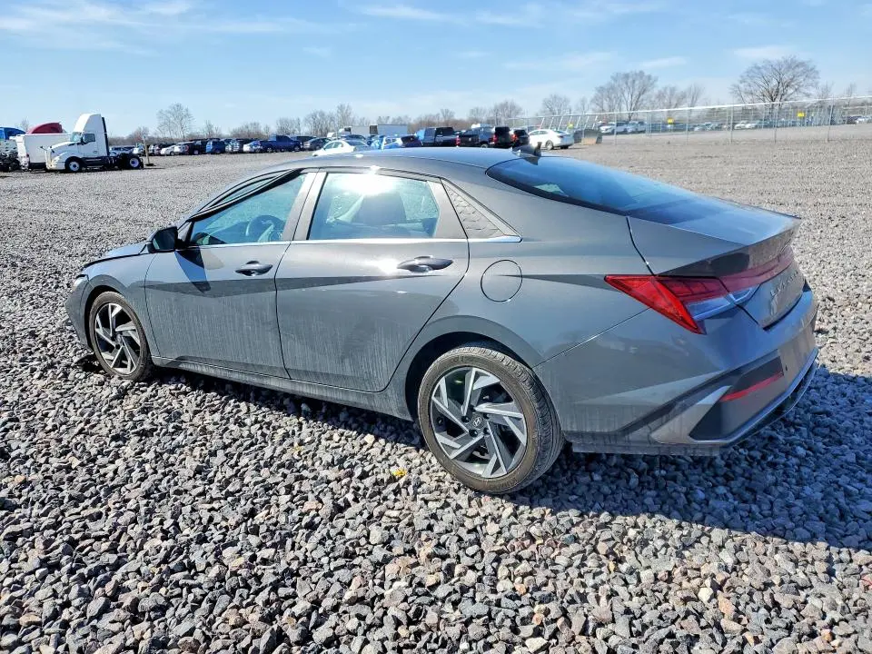 2024 HYUNDAI ELANTRA LIMITED  