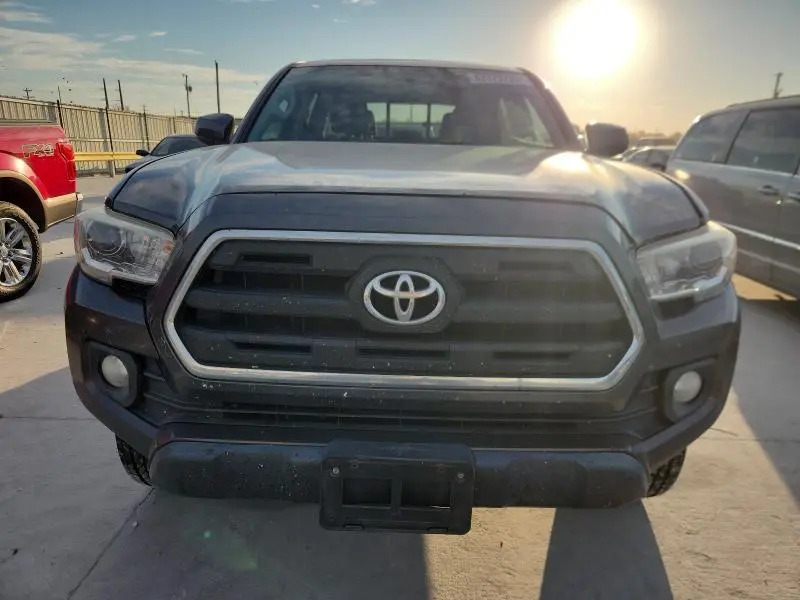 2017 TOYOTA TACOMA DOUBLE CAB  