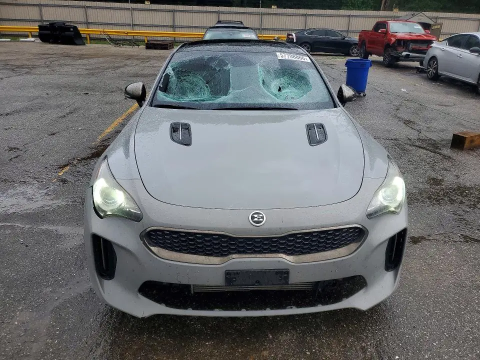 2021 KIA STINGER GT-LINE  