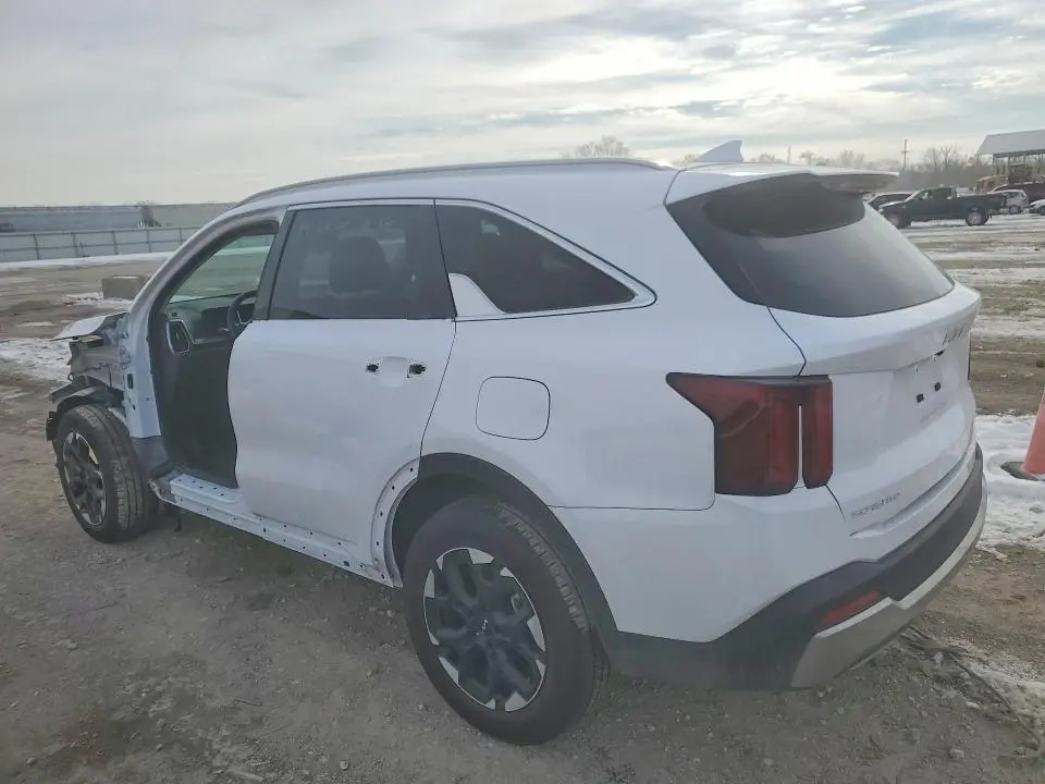 2025 KIA SORENTO S  