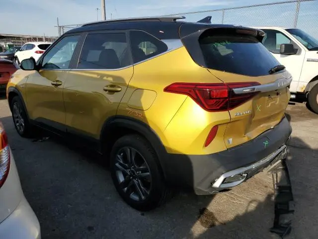 2022 KIA SELTOS S  