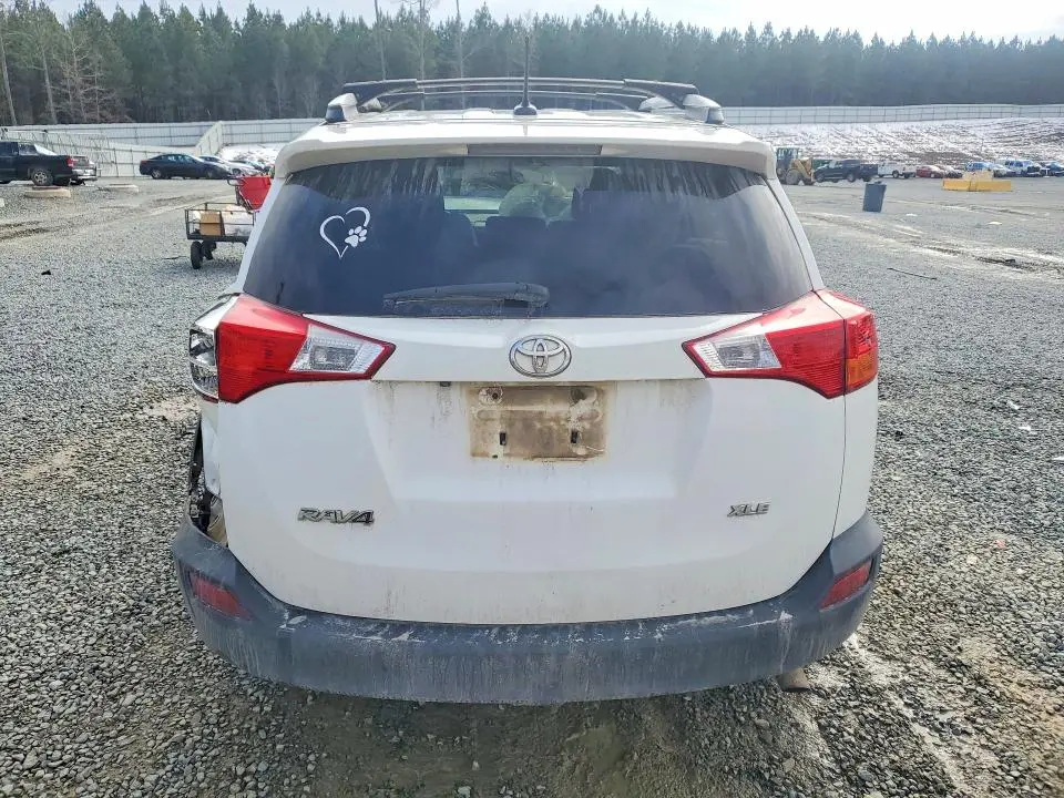 2013 TOYOTA RAV4 XLE  
