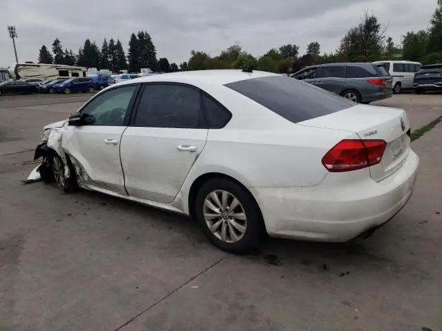 2015 VOLKSWAGEN PASSAT S  