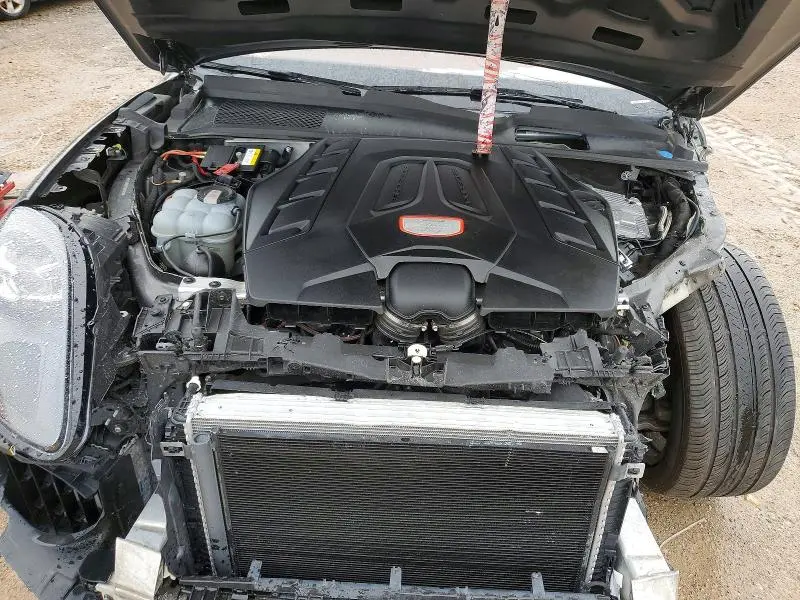 2023 PORSCHE CAYENNE GTS COUPE  