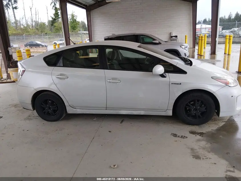 2015 TOYOTA PRIUS TWO