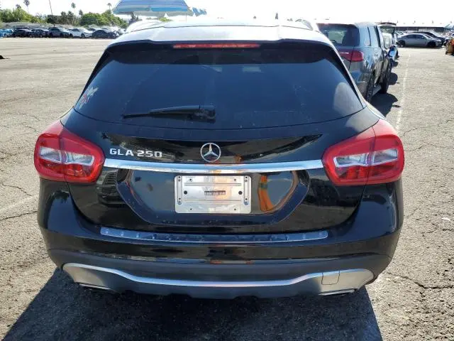 2018 MERCEDES-BENZ GLA 250