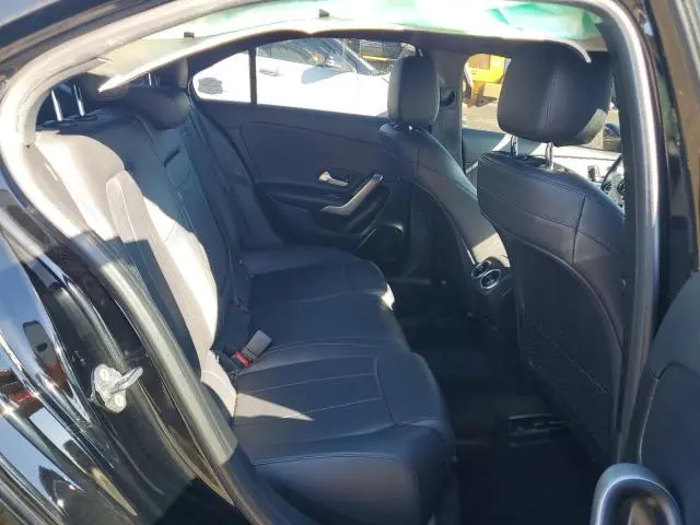 2019 MERCEDES-BENZ A 220 4MATIC  