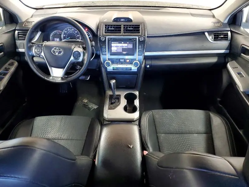 2014 TOYOTA CAMRY SE  