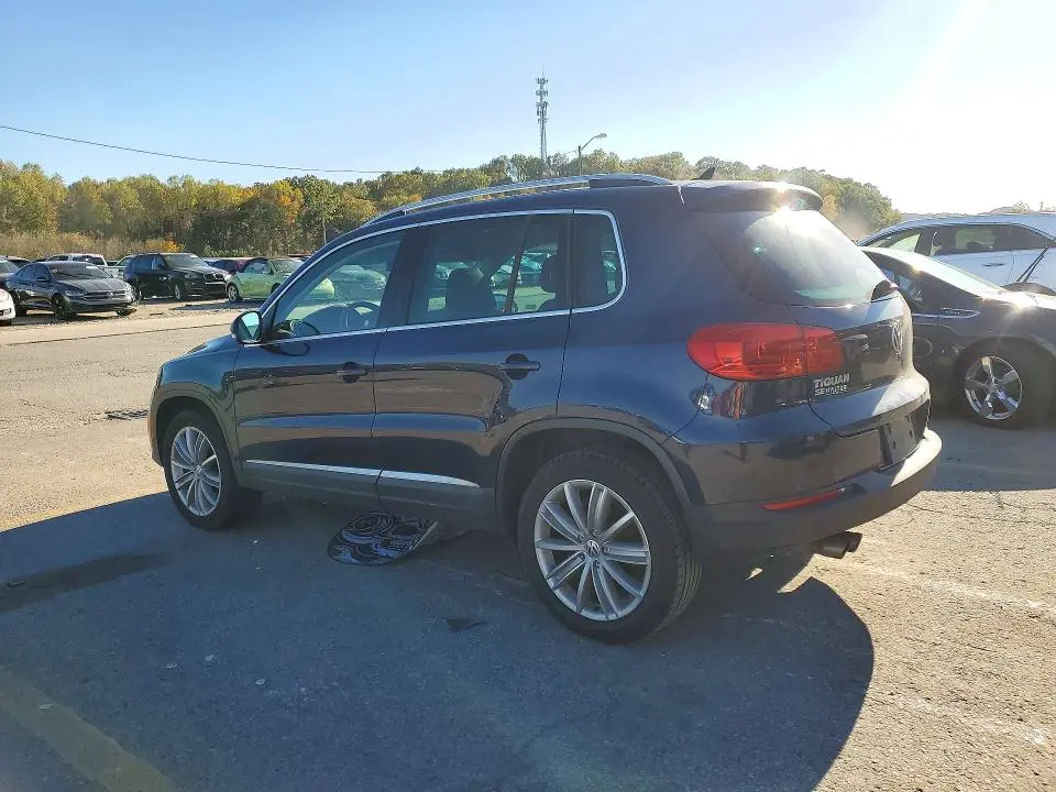 2016 VOLKSWAGEN TIGUAN S  
