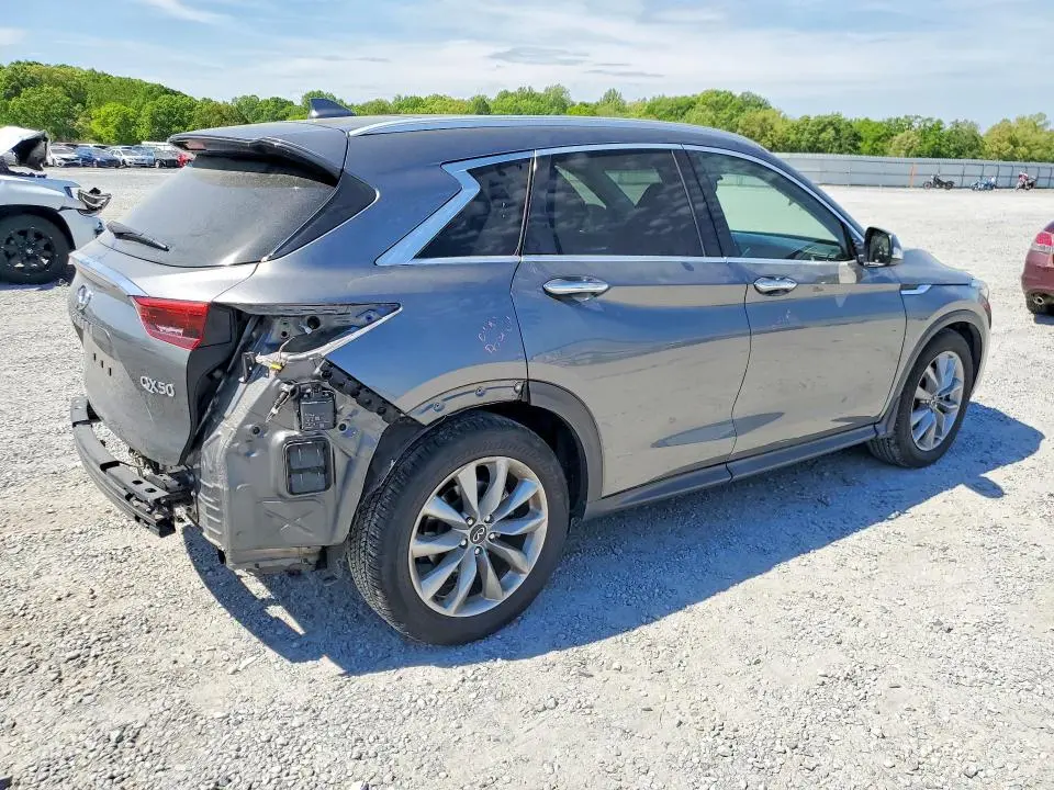 2021 INFINITI QX50 LUXE  