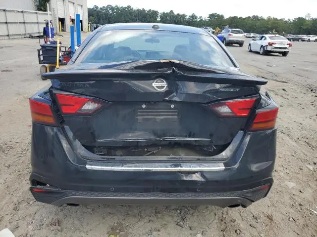 2022 NISSAN ALTIMA SR  