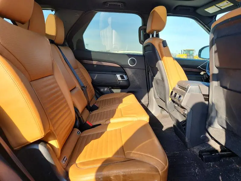 2017 LAND ROVER DISCOVERY HSE  