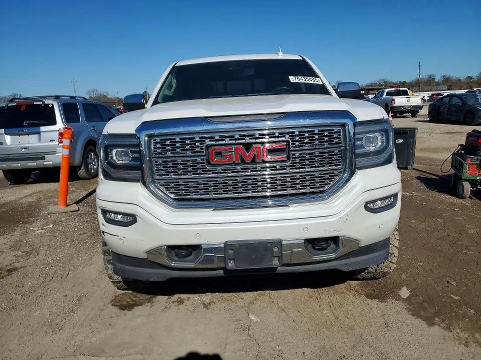 2017 GMC SIERRA C1500 DENALI  