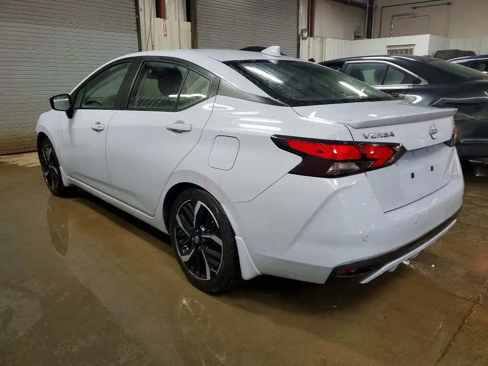 2024 NISSAN VERSA SR  