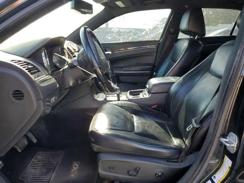 2014 CHRYSLER 300C   