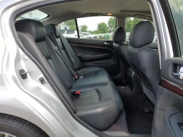 2013 INFINITI G37   