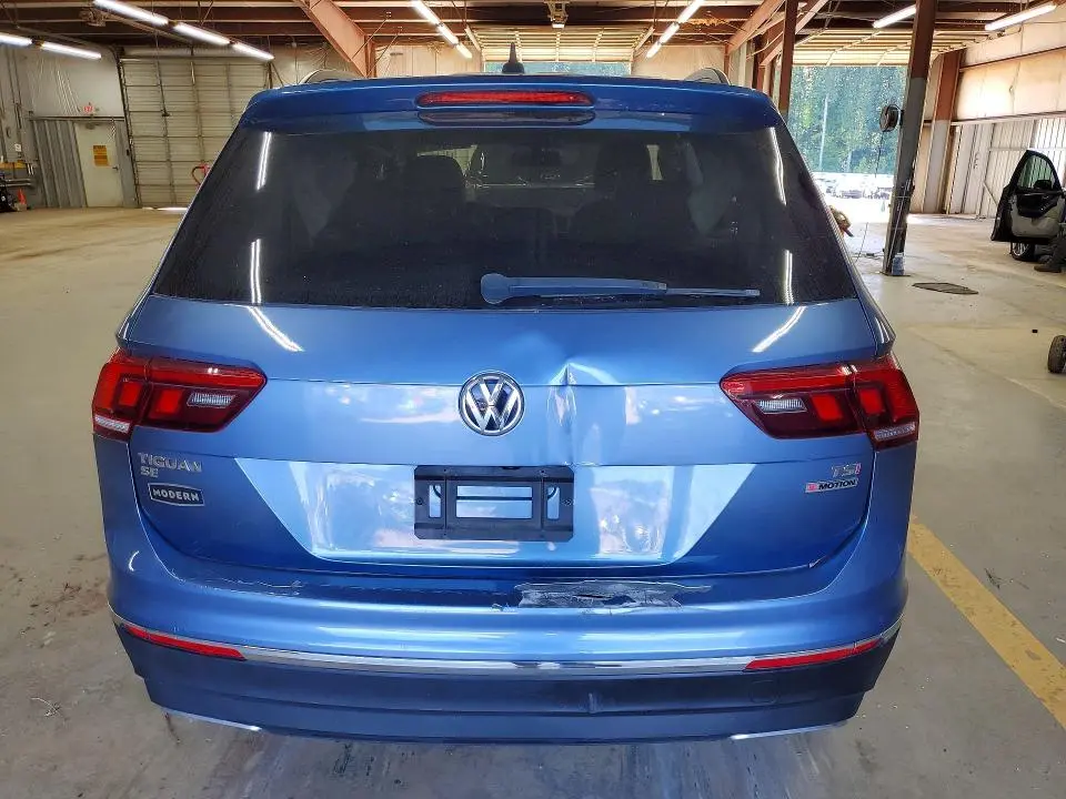 2018 VOLKSWAGEN TIGUAN SE  