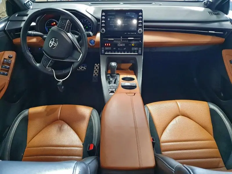 2021 TOYOTA AVALON XSE  