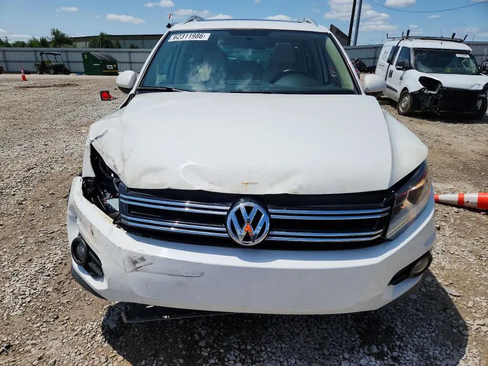 2014 VOLKSWAGEN TIGUAN S  