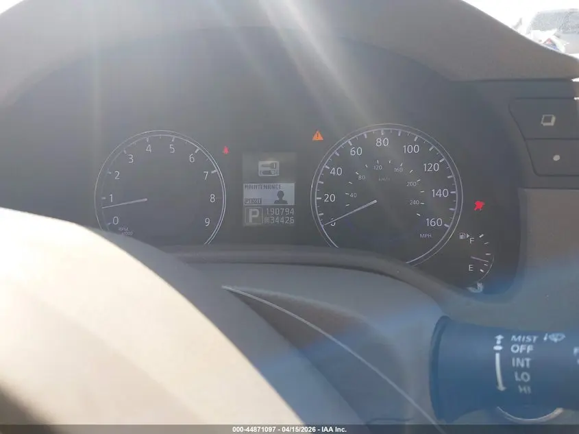 2012 INFINITI G37  