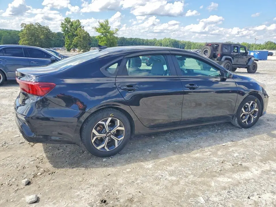 2019 KIA FORTE LXS  